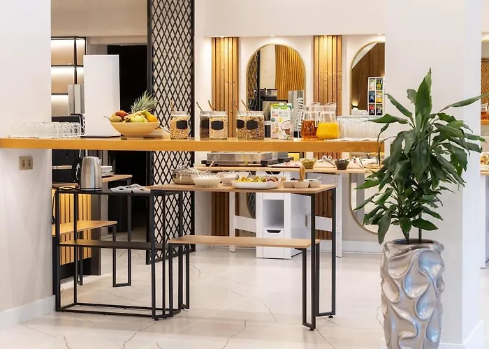 Divine Mountain - Parking - * 班斯科