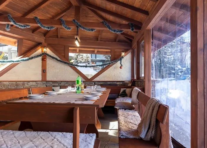 Divine Mountain - Parking -